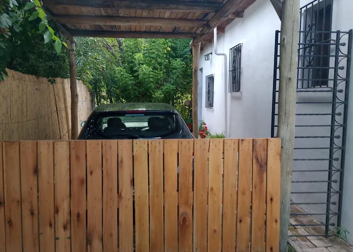 La Casita De Los Aromos
