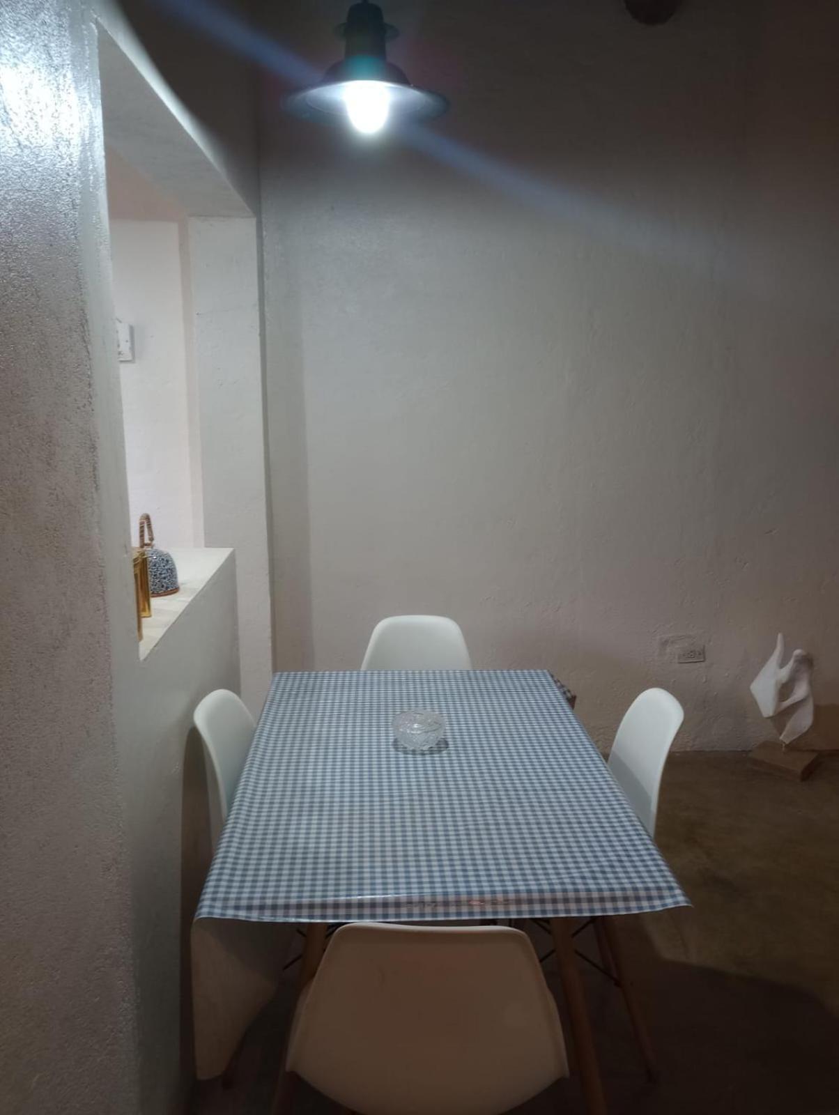 La Casita De Aromos